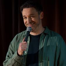 Dan Soder live on tour